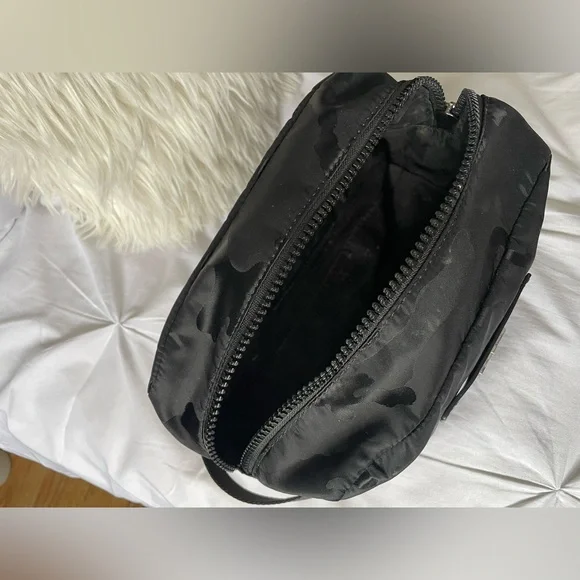 Michael Kors Black Camouflage toiletry bag - Picture 9 of 10